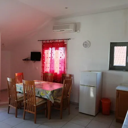 Apartament Mileta *